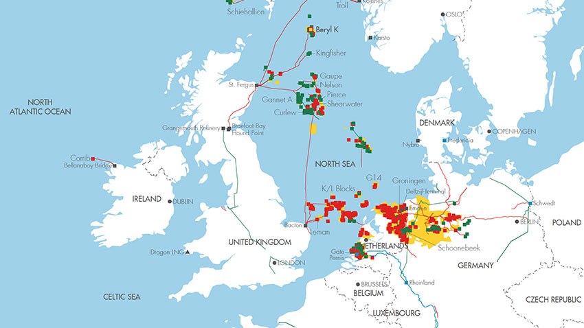 Map showing facilities, oil and gas fields and pipelines and concession licences in Europe (map)