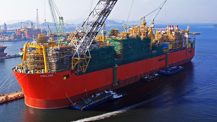 Prelude FLNG in the Samsung Heavy Industries ship yard, where it is being constructed and commissioned. (photo)