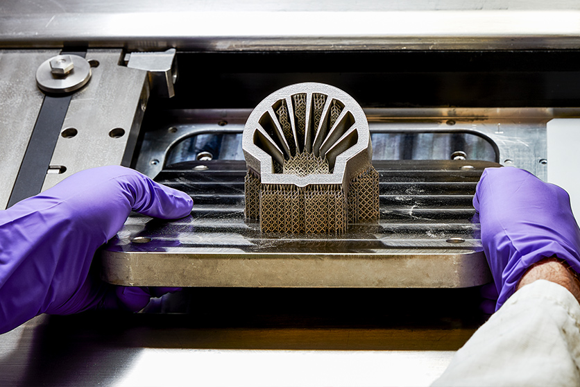 Shell Pecten created on 3D metal printer in Shell Technology Centre Amsterdam, the Netherlands (photo)