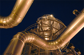 Tubes at Sakhalin-2 LNG plant, Sakhalin, Russia (photo)