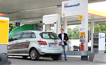 Hydrogen fuel station in Germany (photo)